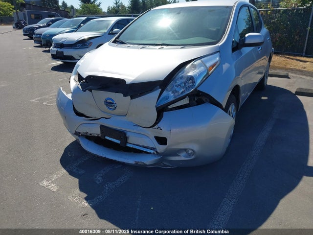 1N4AZ0CP8GC300533 Nissan 2016