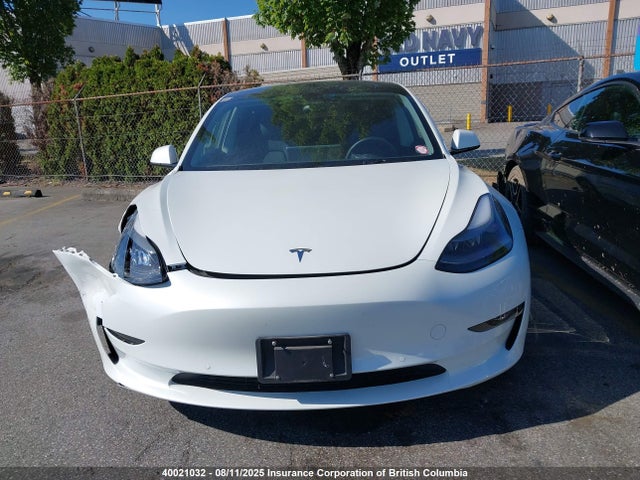 Tesla 2022 2022 5YJ3E1EA3NF319827 Image 12
