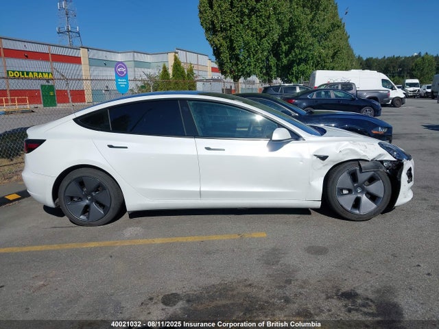 Tesla 2022 2022 5YJ3E1EA3NF319827 Image 13