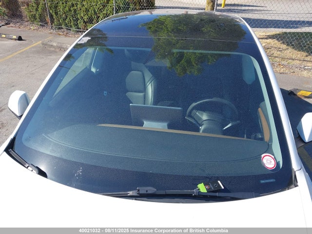 Tesla 2022 2022 5YJ3E1EA3NF319827 Image 17