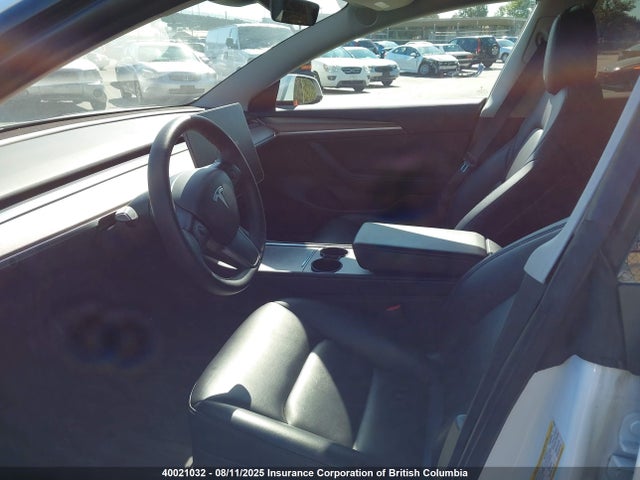 Tesla 2022 2022 5YJ3E1EA3NF319827 Image 5