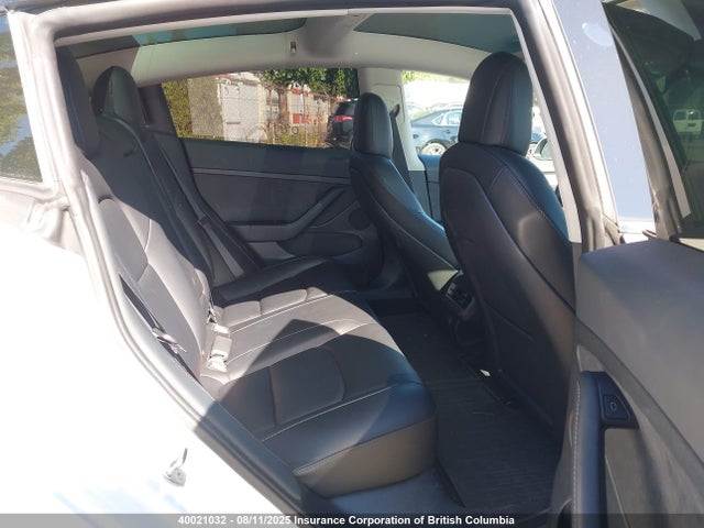 Tesla 2022 2022 5YJ3E1EA3NF319827 Image 8