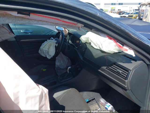 3VWGM7BU9NM005212 Volkswagen 1.5 tsi