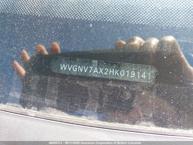 WVGNV7AX2HK019141 Volkswagen 2017