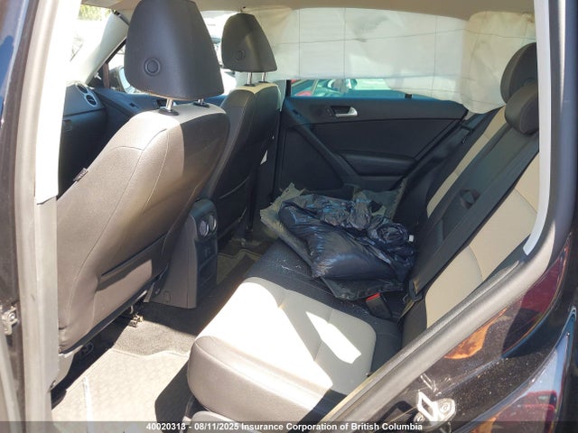 WVGNV7AX2HK019141 Volkswagen 2017