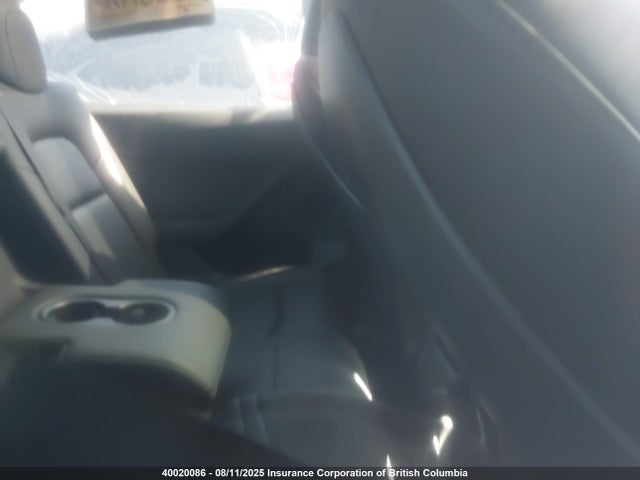 7SAYGAEE8RF025089 Tesla 2024