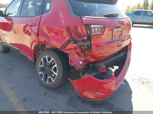 3C4NJDDB1KT805999 Jeep 2019