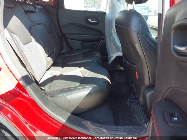 3C4NJDDB1KT805999 Jeep 2019