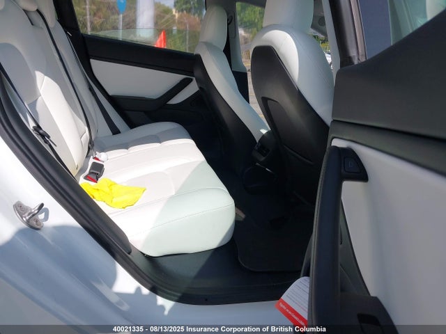 Tesla MODEL 3 2021 5YJ3E1EA8MF842677 Image 8