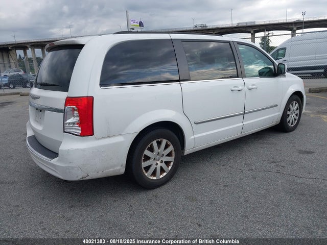 2C4RC1BG3ER117003 Chrysler Town and Country