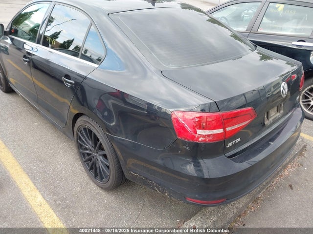 3VWLA7AJ0FM228707 Volkswagen 2015