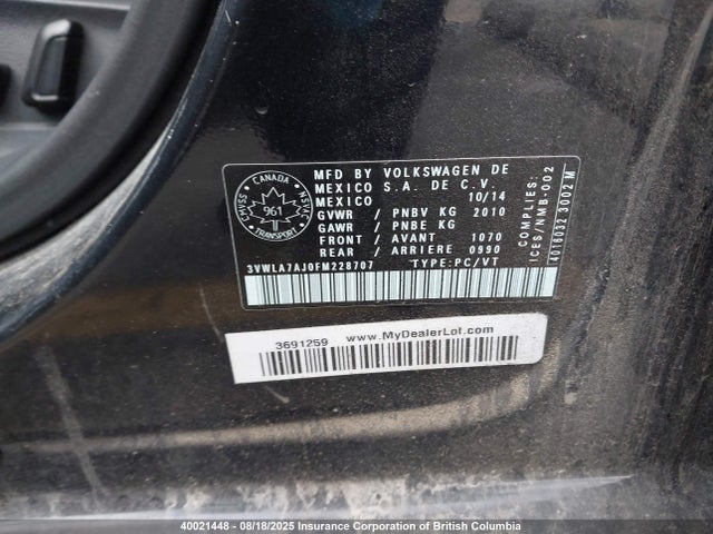 3VWLA7AJ0FM228707 Volkswagen 2015