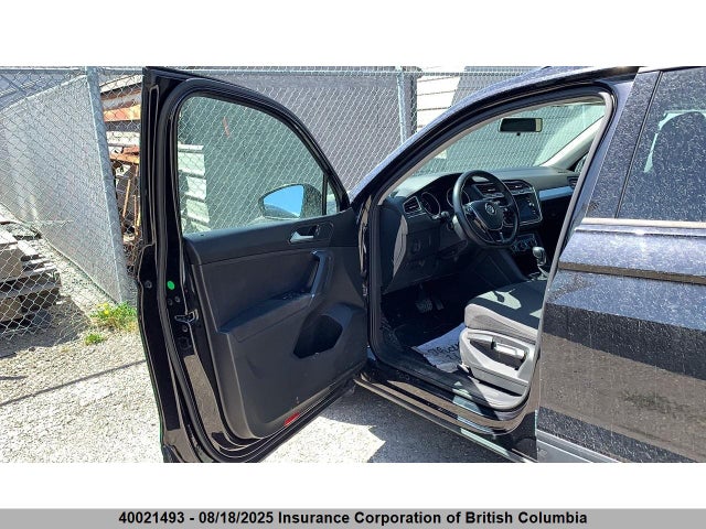 Volkswagen 2018 2018 3VV0B7AX1JM163836 Image 6