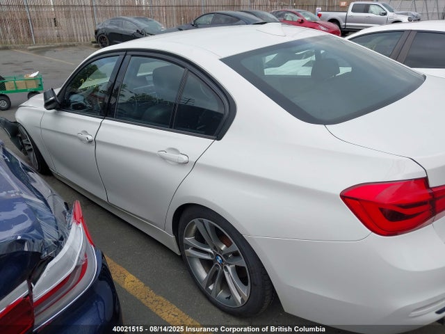 WBA8D9C57JEM33769 BMW 330I