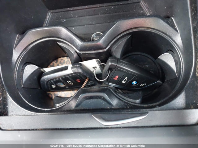 BMW X1 2017 WBXHT3C33H5F81550 Image 11