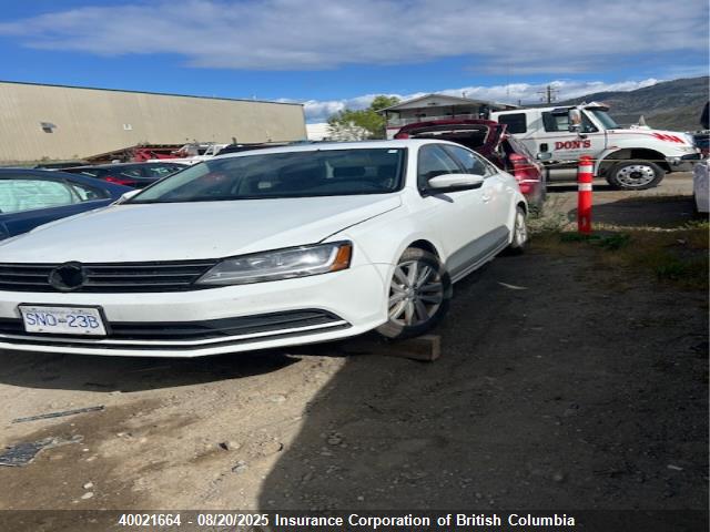 3VWB67AJXHM415131 Volkswagen 1.4 tsi