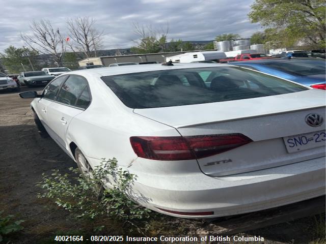 3VWB67AJXHM415131 Volkswagen 1.4 tsi