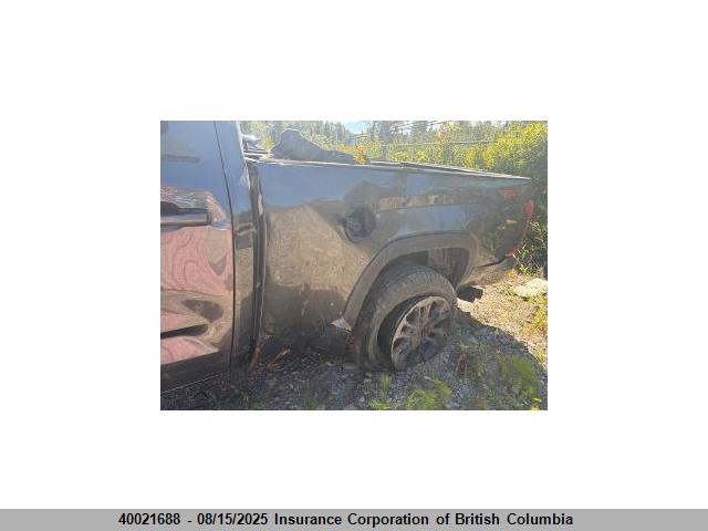 5TFWA5EC0SX046235 Toyota v35a-fts