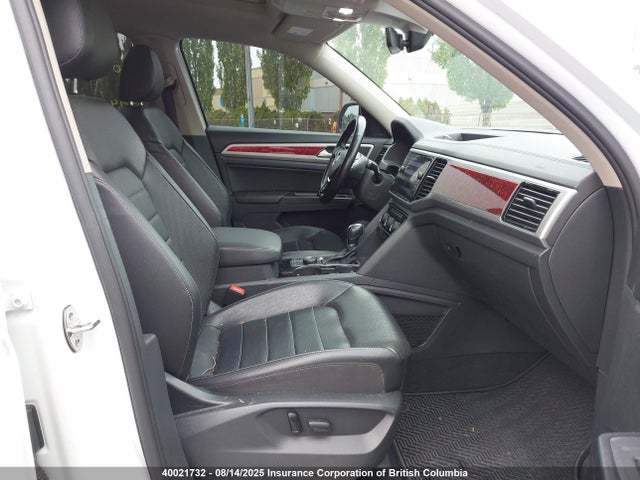 Volkswagen 2018 2018 1V2NR2CA9JC572047 Image 5
