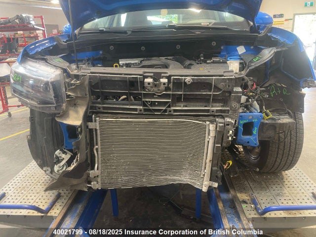 3VVLX7B22NM085929 Volkswagen tsi