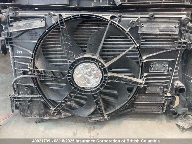 3VVLX7B22NM085929 Volkswagen tsi