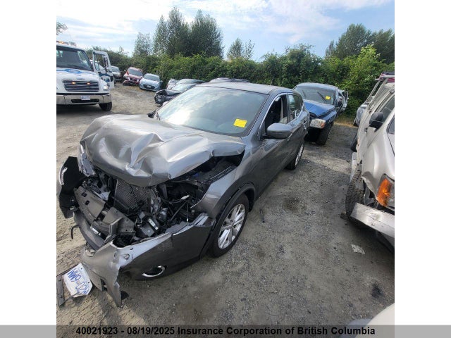 JN1BJ1CP8JW108002 Nissan 2018