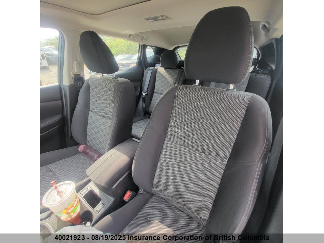 JN1BJ1CP8JW108002 Nissan 2018