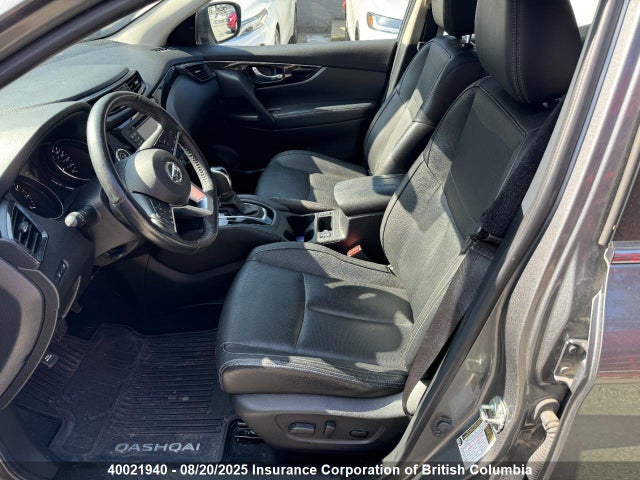 JN1BJ1CR3JW285879 Nissan 2018