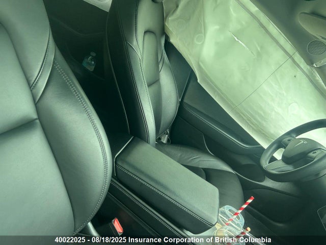 5YJ3E1EA0MF051267 Tesla 2021