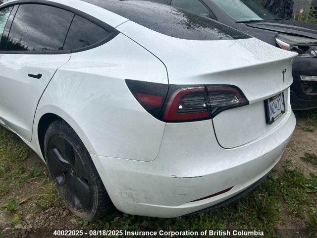 5YJ3E1EA0MF051267 Tesla 2021