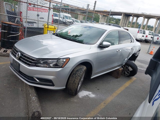 1VWAT7A33HC073464 Volkswagen 1.8 tsi