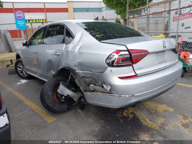 1VWAT7A33HC073464 Volkswagen 1.8 tsi