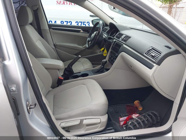 1VWAT7A33HC073464 Volkswagen 1.8 tsi