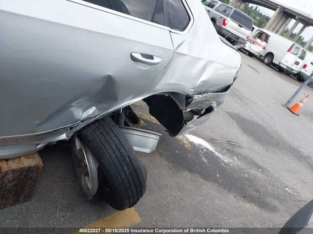 1VWAT7A33HC073464 Volkswagen 1.8 tsi