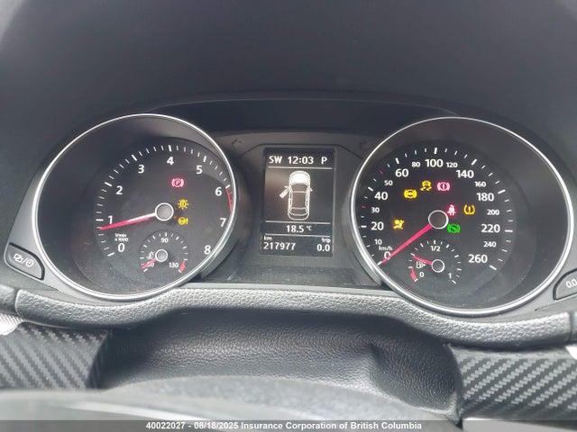 1VWAT7A33HC073464 Volkswagen 1.8 tsi