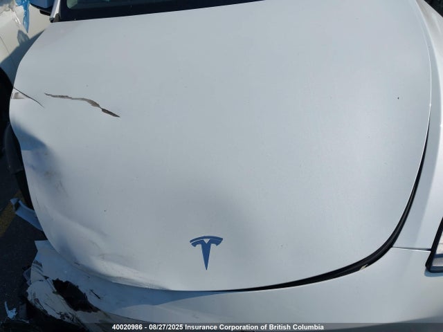 7SAYGDEE8NF542632 Tesla Model Y