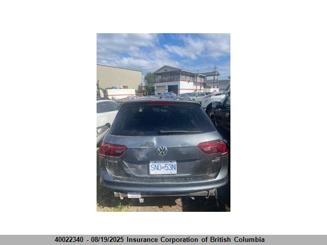 3VV4B7AX1JM005692 Volkswagen 2018