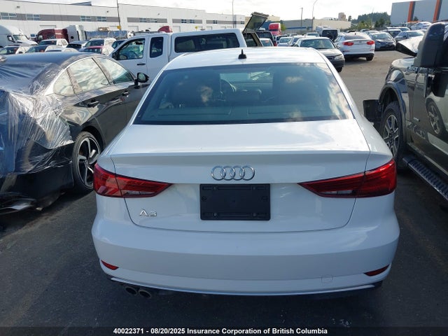 Audi 2019 2019 WAUAUGFF5K1012197 Image 16