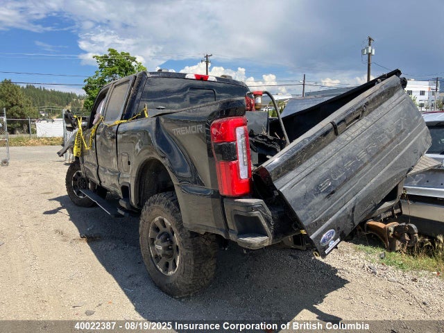 Ford 2025 2025 1FT8W3BM6SEC92505 Image 3