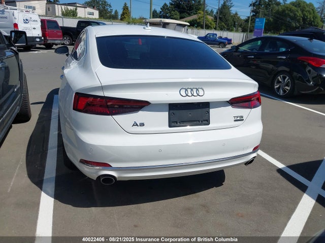 Audi 2018 2018 WAUBNCF57JA075530 Image 15