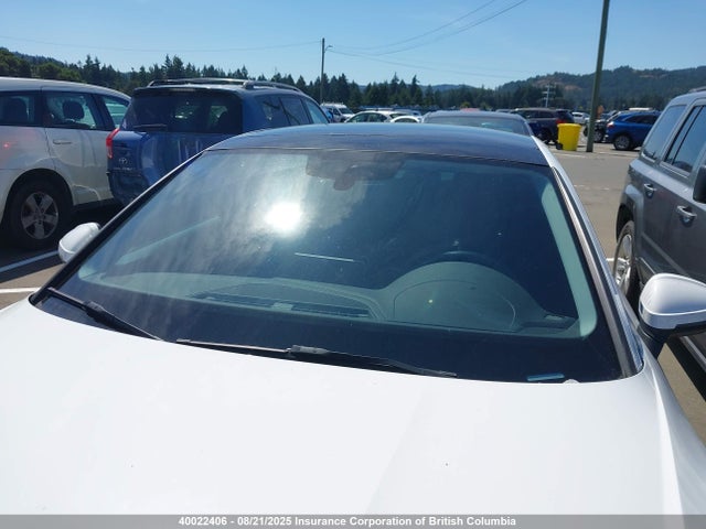 Audi 2018 2018 WAUBNCF57JA075530 Image 16