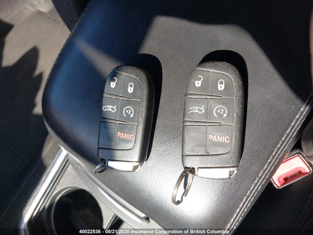 2C3CDXHG1FH810144 Dodge 2015