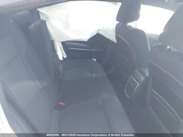 2C3CDXHG1FH810144 Dodge 2015