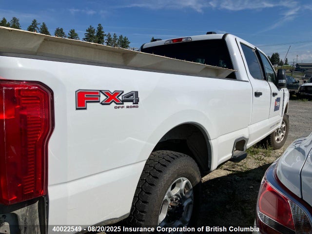 Ford 2025 2025 1FT8W3BT8SEC71629 Image 4