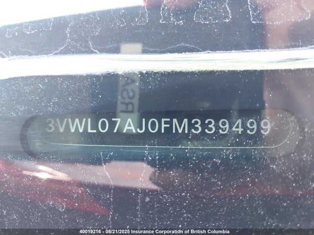3VWL07AJ0FM339499 Volkswagen 2015