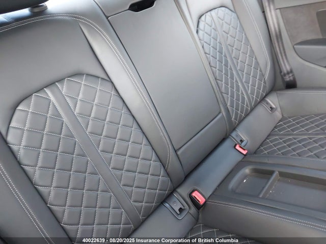 WAUP4AF56JA070395 Audi 2018