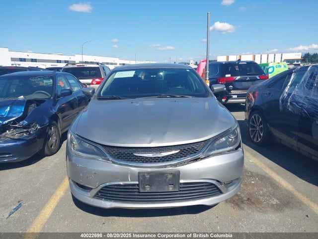 1C3CCCABXFN506862 Chrysler 2015