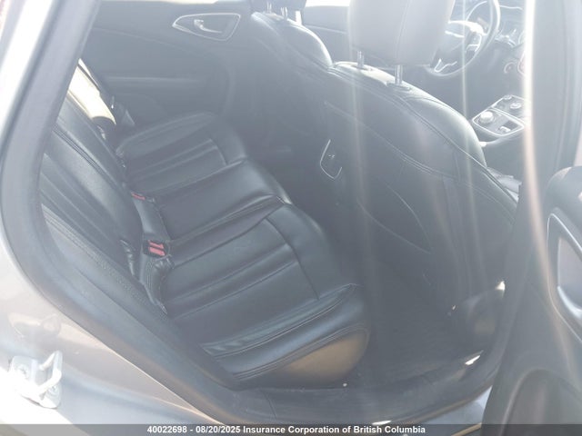 1C3CCCABXFN506862 Chrysler 2015