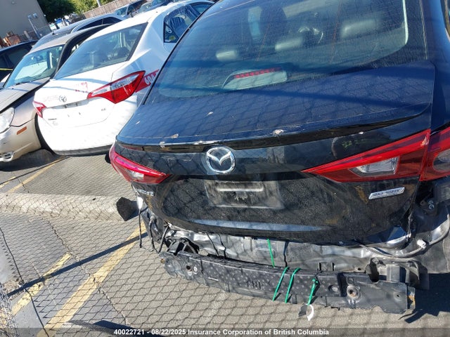 3MZBN1W30JM214239 Mazda py