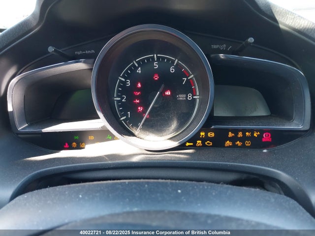 3MZBN1W30JM214239 Mazda py